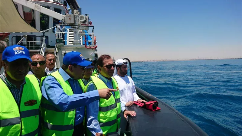 وزير البترول يتفقد أعمال التشغيل التجريبي لرصيف الغاز بميناء«السخنة»