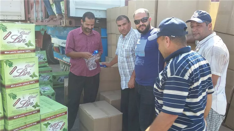جمارك دمياط تحبط محاولة تهريب 22 ألف عبوة من «مزيل العرق»