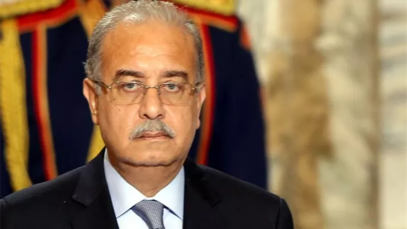 رئيس الوزراء يبحث مع وزير الكهرباء تنفيذ المشروعات الجديدة
