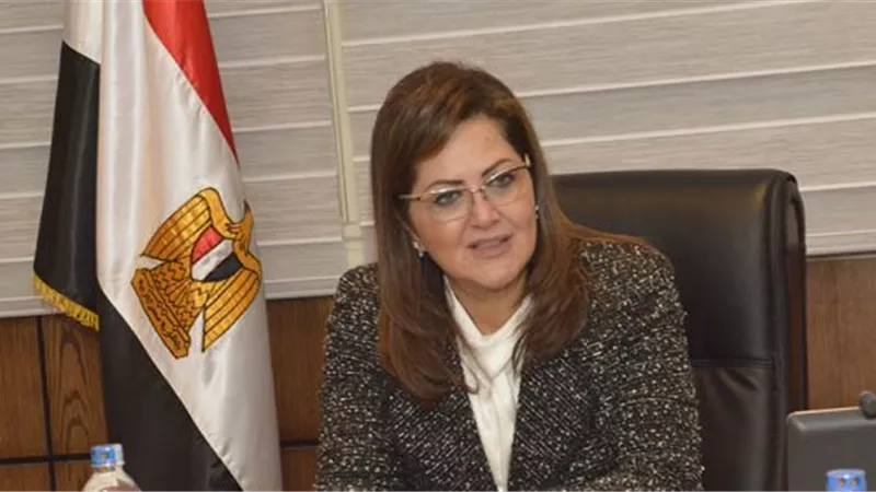 خطة حكومية جديدة لتقليل عدد الموظفين