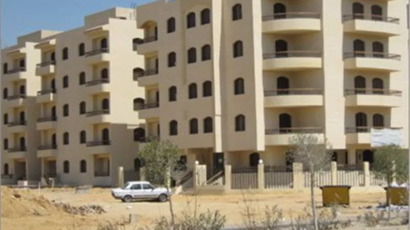 الإسكان: بيع 20 محلًا تجارية وصيدلية و10 وحدات إدارية بـ 6 أكتوبر