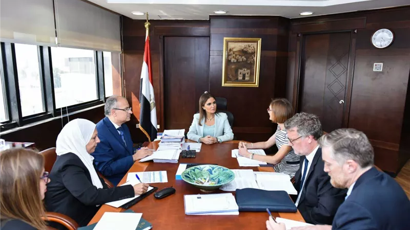 وزيرة الاستثمار تناقش التعاون الثنائي في مكافحة الفساد مع مديرة الوكالة الأمريكية
