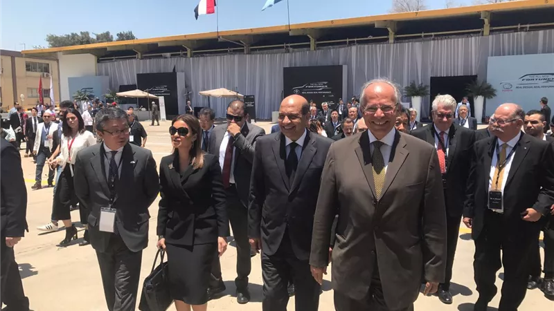 بالصور.. وزير التنمية يشهد حفل إنتاج «تويوتا فورتشنر»