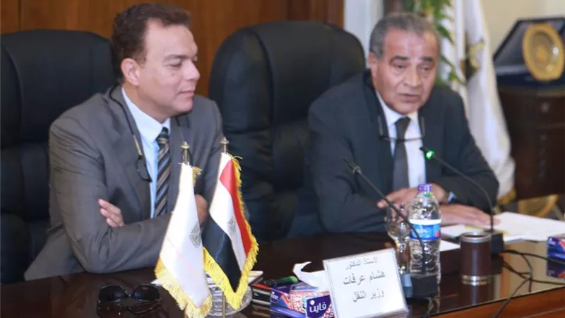 وزيرا النقل والتموين يبحثان تدعيم وتنشيط عمليات نقل السلع التموينية