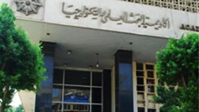أكاديمية البحث العلمي توقع عقود المبتكرين في برنامج «القاهرة تبتكر»