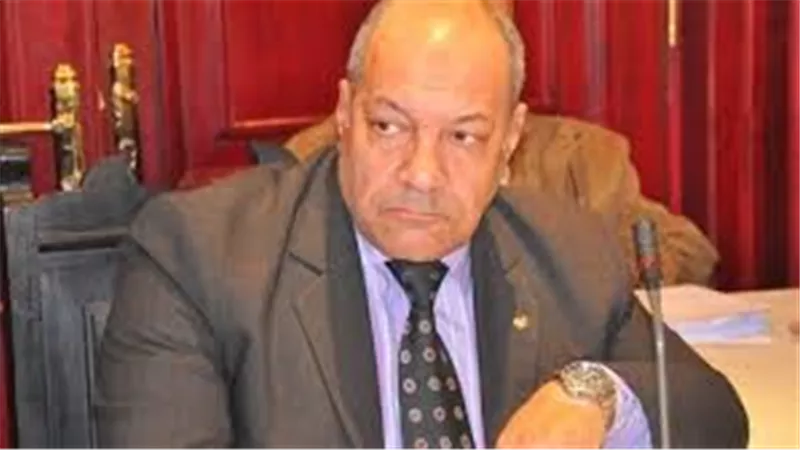 «عطية حماد»: وزير التموين يكشف غدا حقيقة رفع الدعم عن الخبز 