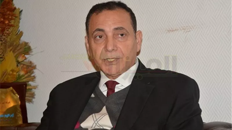 «الزيني»: شركات الحديد ضاعفت أرباحها بعد رفع الأسعار