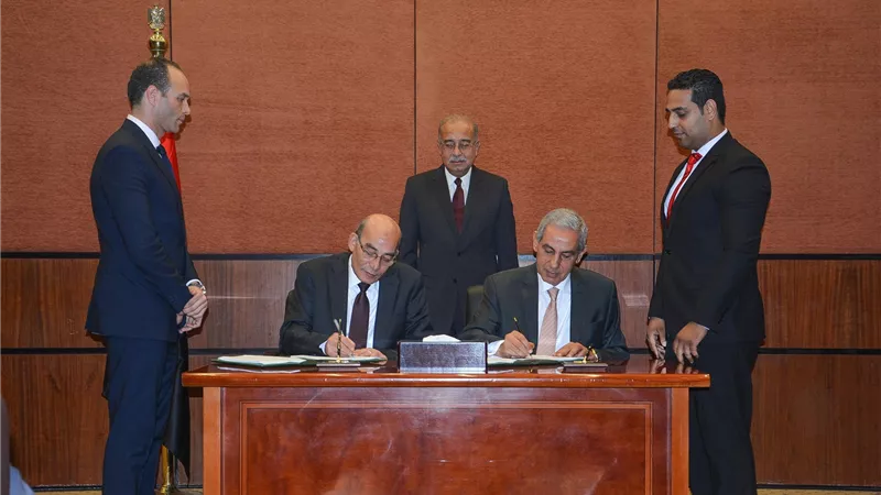 مصر توقع بروتوكولا لتعزيز القيمة المضافة للقطن المصرى بالأسواق المحلية والعالمية بـ 1.5 مليون يورو