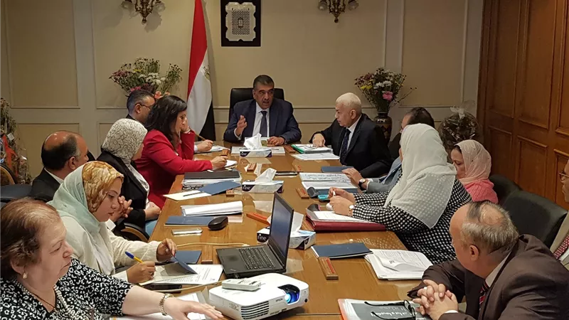 «الشرقاوي» يتابع تنفيذ خطة الإصلاح ويوجه بالإسراع في عملية تسجيل المستحضرات