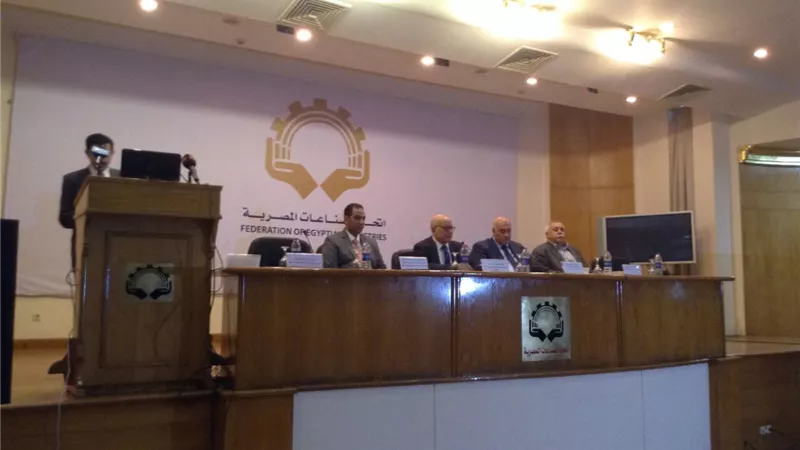 المرشدي: السيسي أعطى توجيهاته بحل مشكلات قطاع النسيج
