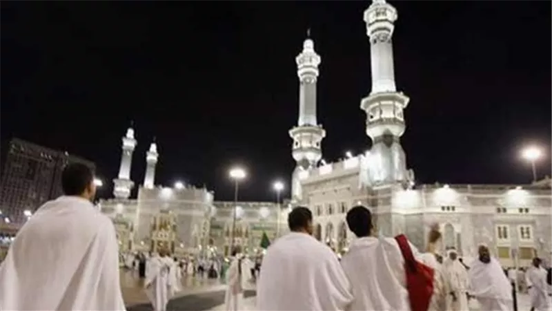 بالصور.. تذاكر مصر للطيران للحج تصل إلى 38 ألف جنيه