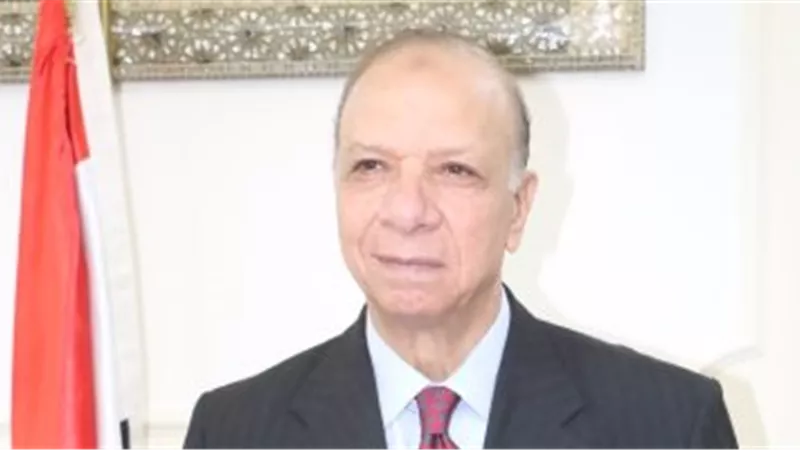 «محافظ القاهرة» يفتتح مركز رعاية للأطفال حديثى الولادة بمصر الجديدة