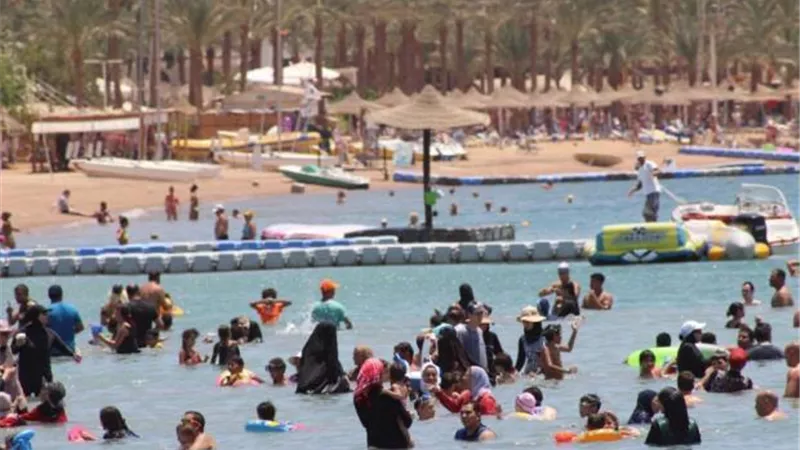 مفاجأة.. منع المصريين من دخول المناطق السياحية بالبحر الأحمر