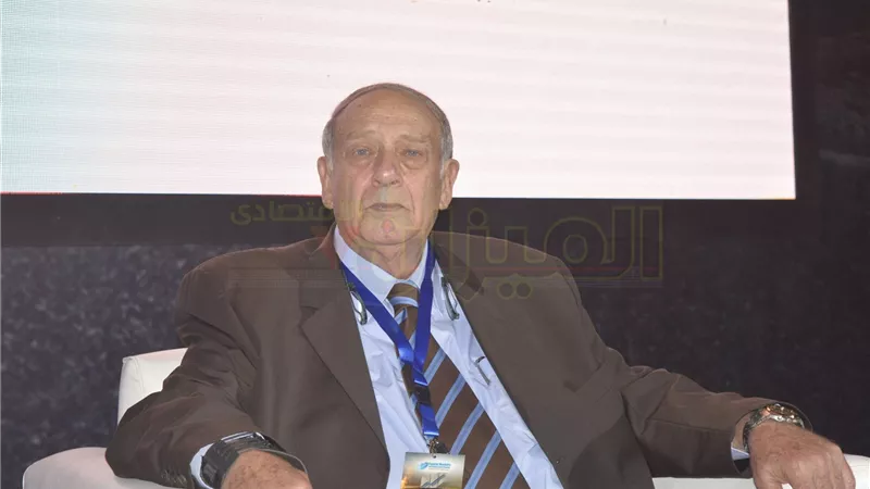 عاجل.. شائعات تعيين محمد عبد السلام رئيساً للبورصة يدفع مؤشراتها للصعود بقيادة الأسهم الصغيرة