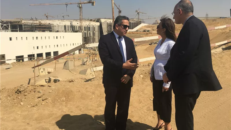 «الآثار» تعرض استغلال المتحف المصري استثماريًا