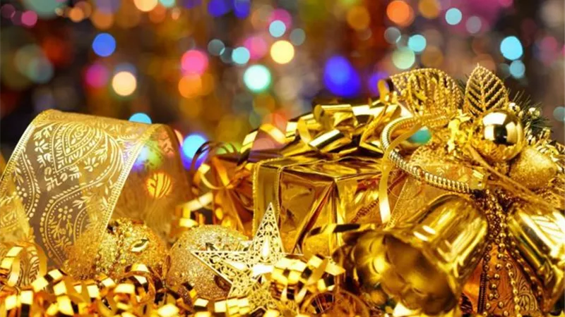 تراجع الذهب بالسوق المحلية.. وعيار«21» بـ621 جنيهًا
