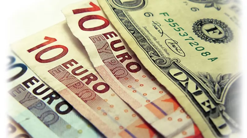 ارتفاع أسعار العملات الأجنبية.. والدولار بـ 17.95 جنيهًا