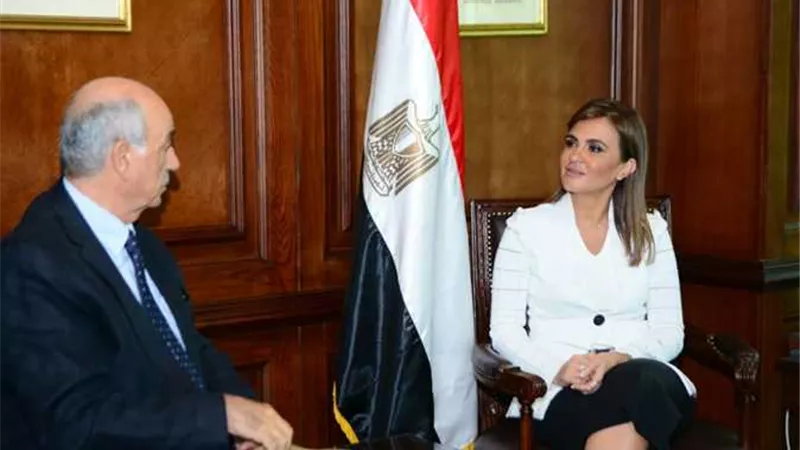 «نصر» تبحث مع مستثمر سعودى زيادة استثماراته فى الزراعة