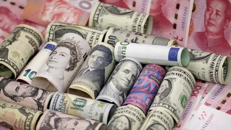 تراجع سعر الدولار اليوم.. واليورو يتجاوز 20 جنيه