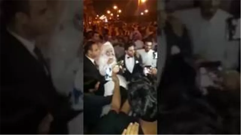 بالفيديو.. «زفة مصرية» في شوارع الرياض