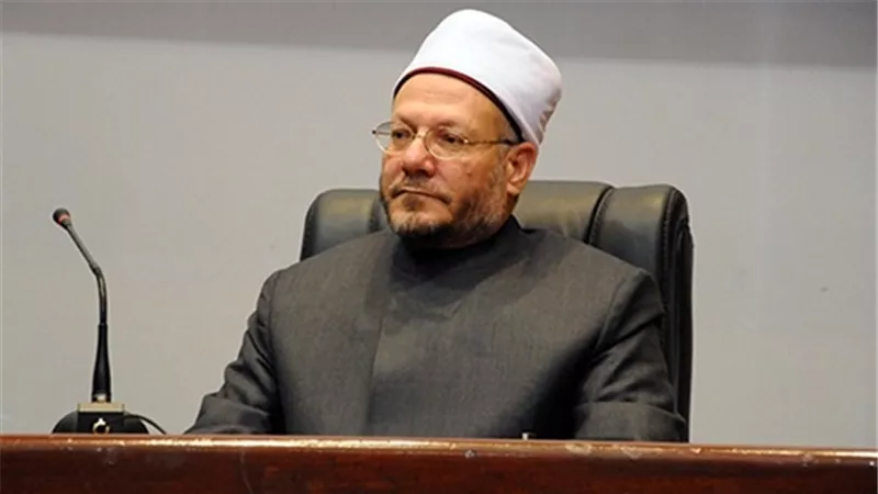 «مفتى الجمهورية» يهنئ السيسى بالذكرى الثانية لافتتاح قناة السويس الجديدة
