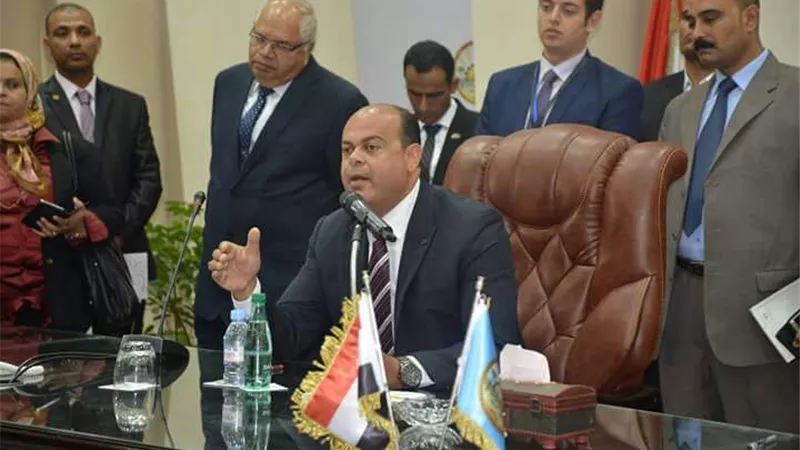 محافظ مطروح: 106.2 مليون جنيه دعما لمشروعات مياه الشرب والصرف الصحي وقطاع الصحة 