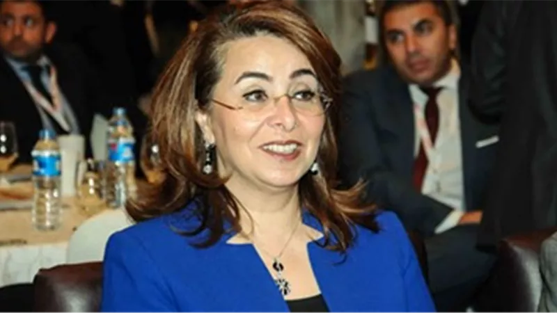 غادة والى تعلن إنشاء أول مركز لعلاج مرضى الإدمان مجانا بالدقهلية