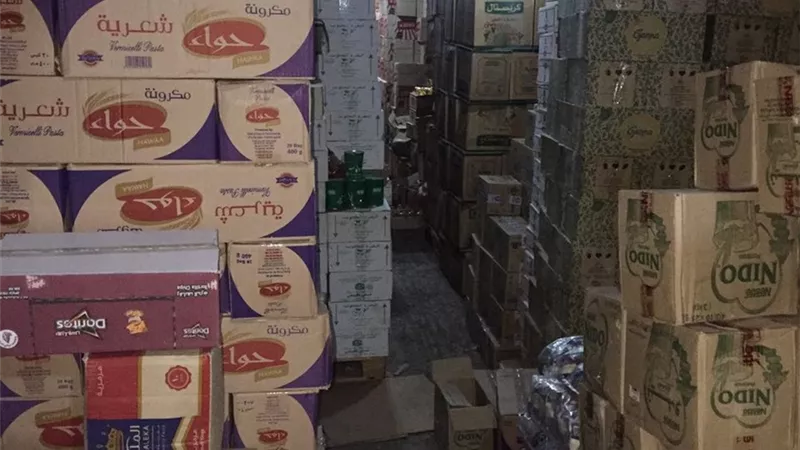 ضبط 117 طن سلع فاسدة قبل ترويجها بالأسواق 