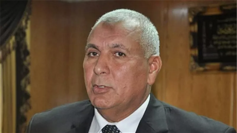 «الزملوط» يعتمد 16.6 مليون جنيه لمشروعات «الفرافرة» الاستثمارية 