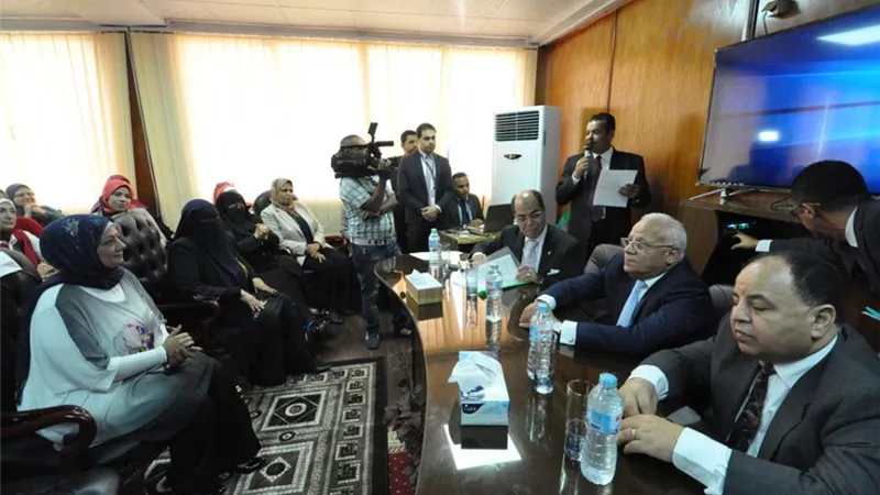 بالصور.. «الغضبان ومعيط» يفتتحان مركز تدريب بمديرية المالية