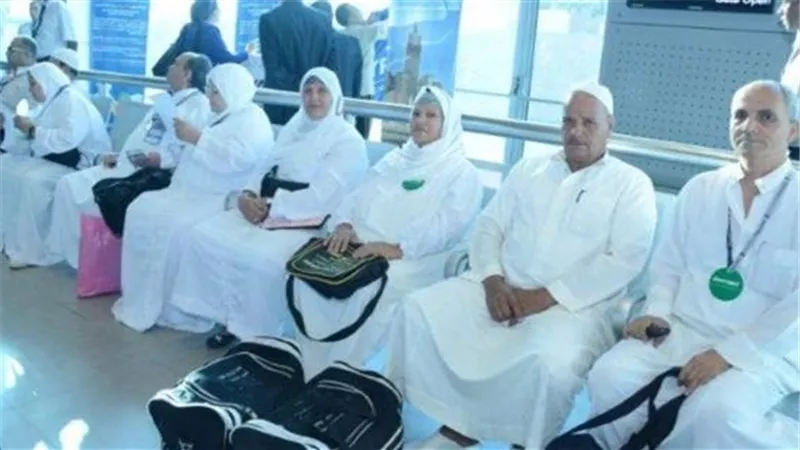7608 حاج يغادرون ميناء نويبع