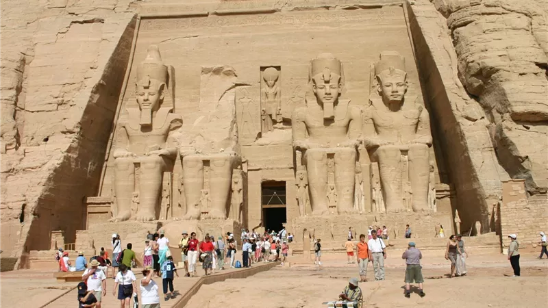 توقعات بانتعاشة سياحية بأسوان والمدن الساحلية