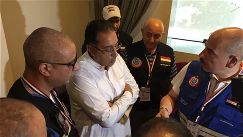 «مدبولى» يشيد بخدمات البعثة الطبية للحج.. ويشكر وزارة الصحة