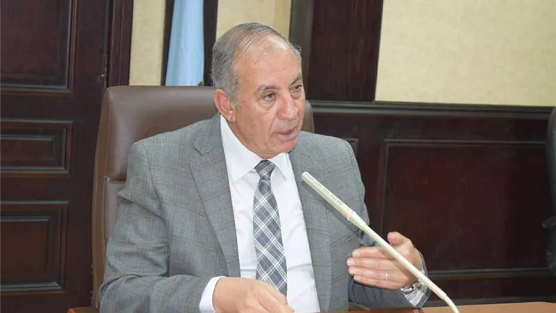 جولة تفقدية لمحافظ البحر الأحمر بمنطقة الهضبة فى الغردقة