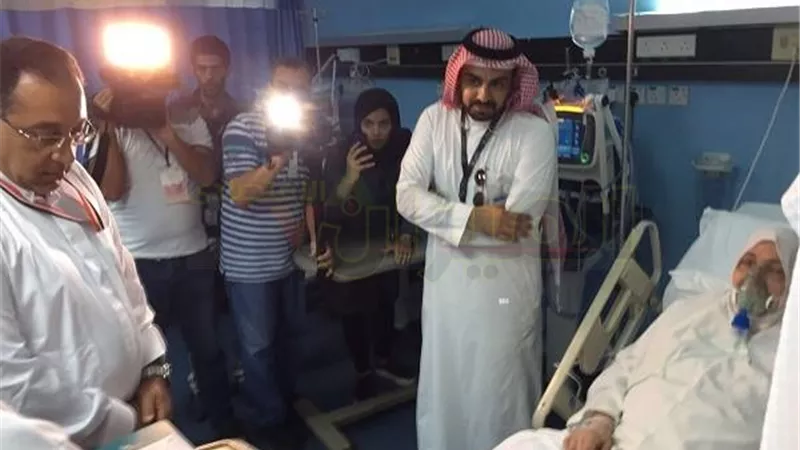 بالصور..«مدبولي» يلتقي الحجاج من أسر شهداء الجيش والشرطة