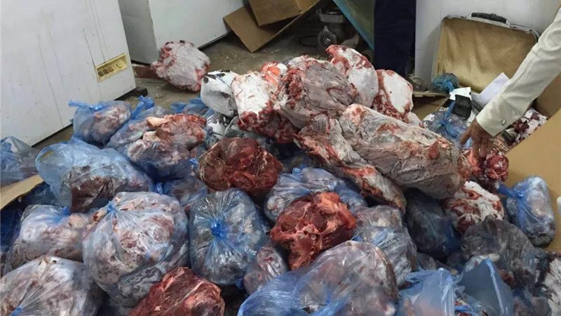 «التموين» تضبط 1100 كيلو لحوم فاسدة بـ«الجيزة»