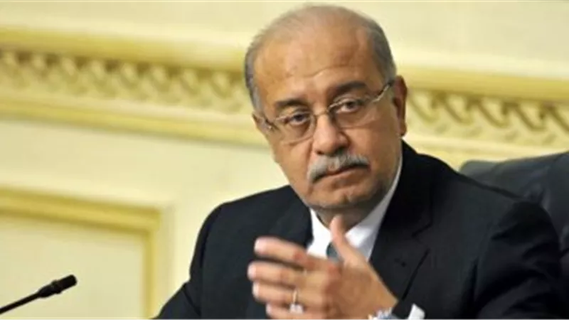 رئيس الوزراء يتابع ملفات «صرف المعاشات والسكك الحديدية»