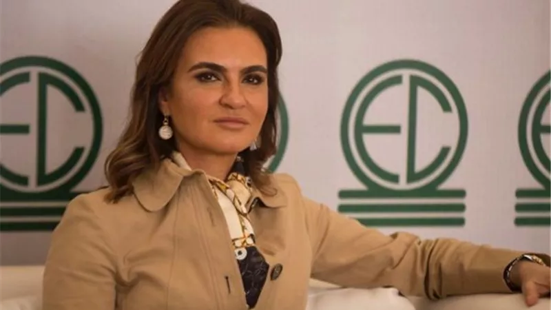 سحر نصر: توقيع اتفاقيتين مع الصين بشأن القطار الكهربائي والقمر الصناعي