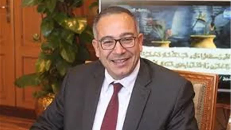 نائب وزير الإسكان يتفقد مشروع «إسكان الروضة» بالغردقة