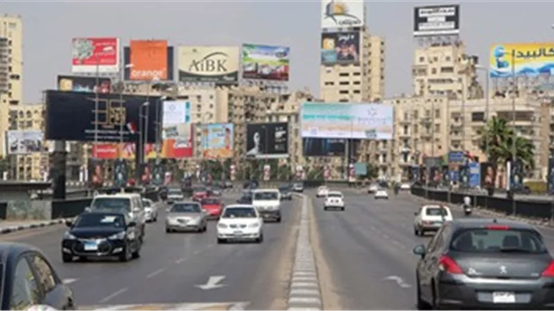 سيولة بمحاور وميادين القاهرة والجيزة وسط انتشار أمنى
