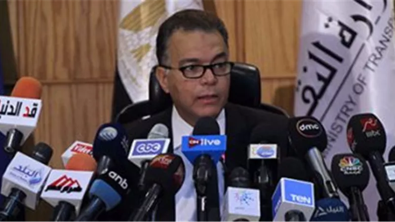 وزير النقل يصل اتحاد عمال مصر لتكريم المتفوقين من أبناء العاملين بالسكة الحديد