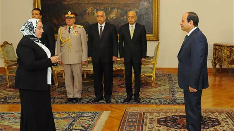 عادلة رجب: حل مشكلات السياحة هدفي بعد حلف اليمين أمام الرئيس