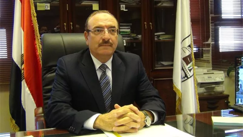 محافظ بني سويف يوجه بصيانة مصنع تدوير القمامة بسمسطا منعا لتوقفه
