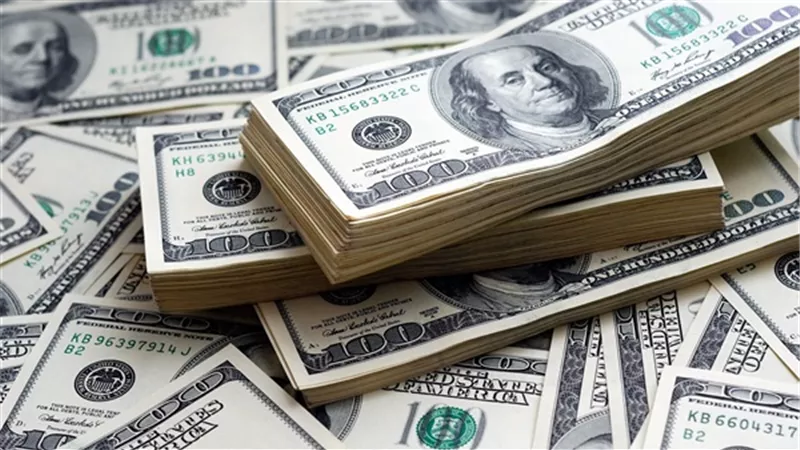 هدوء في أسعار الدولار خلال التعاملات اليوم