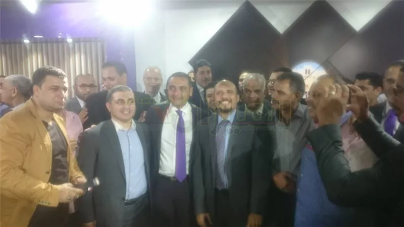 بالصور.. إقبال كبير على أول مركز خدمة عملاء محمول «المصرية للاتصالات»