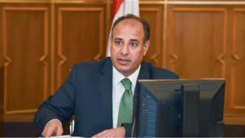 محافظ الإسكندرية: أصدرنا 139 ألف قرار إزالة لـ48 ألف عقار مخالف منذ 2006