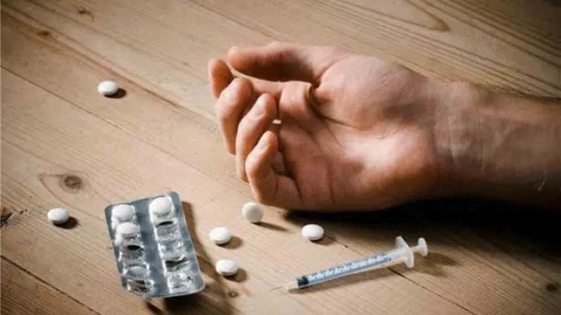 تطبيق عقوبات قانون الخدمة المدنية على من يثبت تعاطيه للمخدرات من عمال المدارس