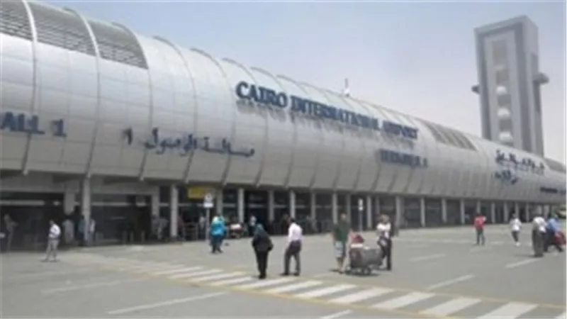وفد رئاسى رفيع المستوى يغادر القاهرة متجهًا إلى «أبو ظبى»‎