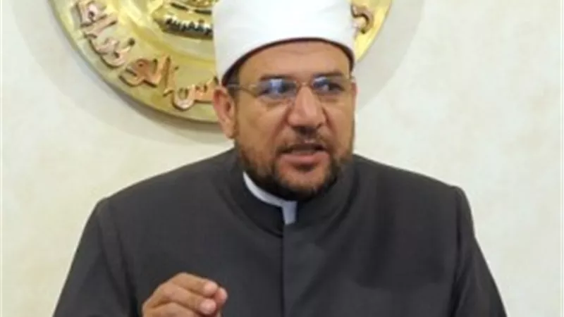 وزير الأوقاف: الخطيب غير الملتزم بدروس الخطبة خائن للوطن