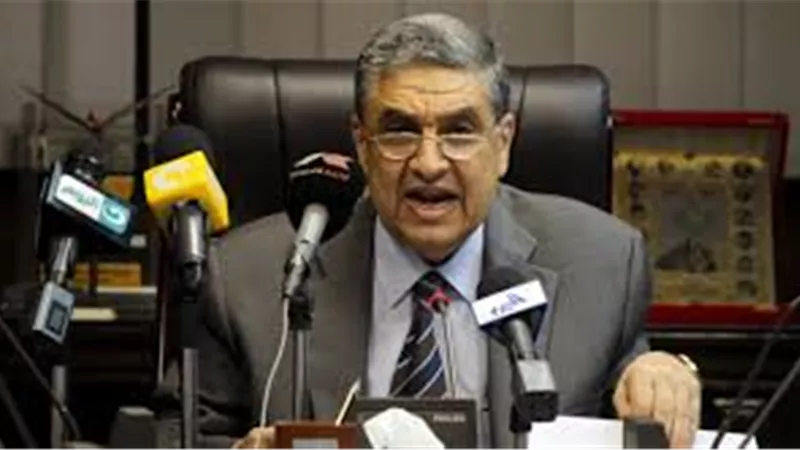 «شاكر»: تحويل محطات توليد الكهرباء للدورة المركبة يقلل نسب الفقد